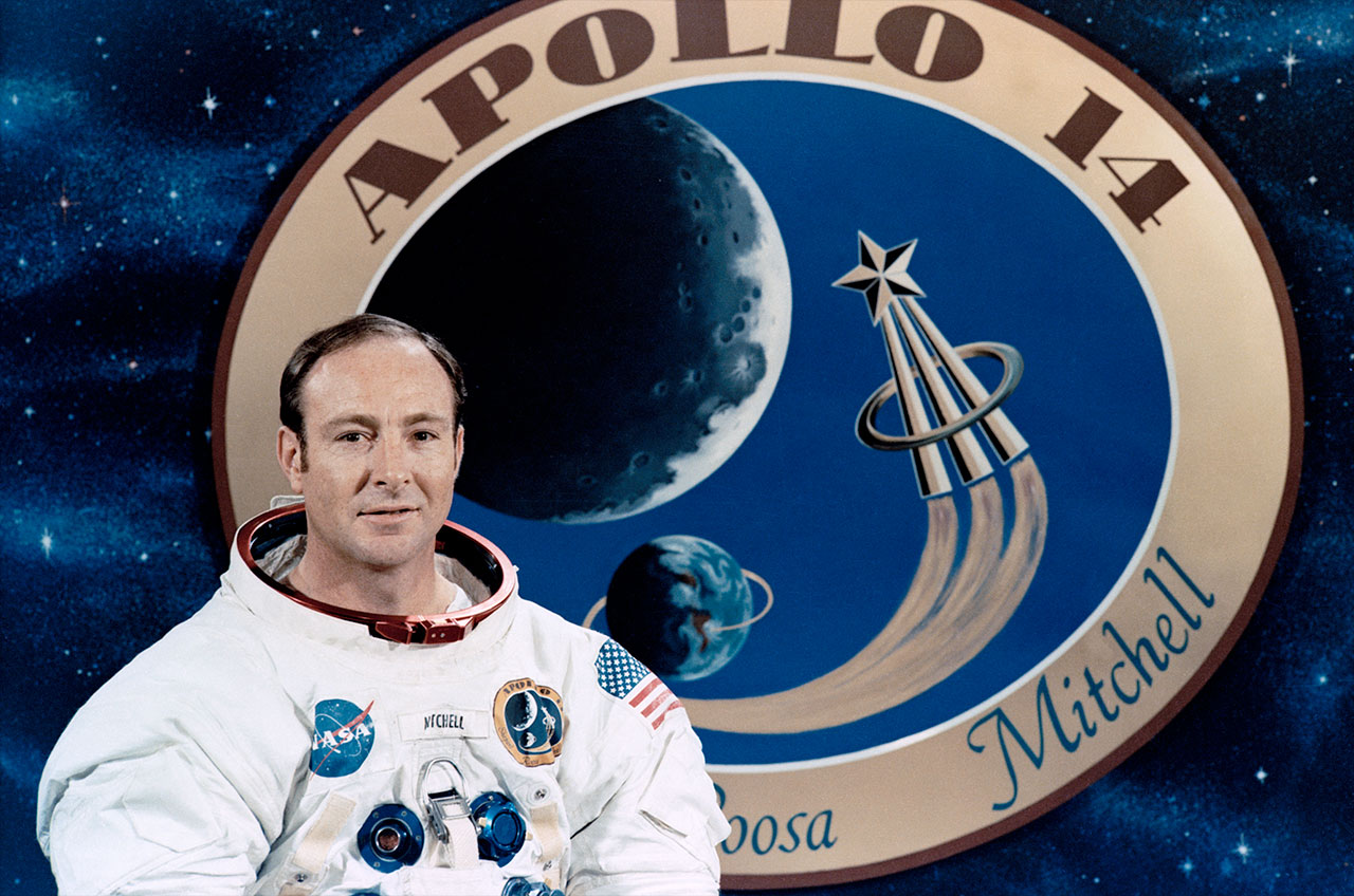 Apollo 14 Moonwalker Edgar Mitchell Remembered by Space Community