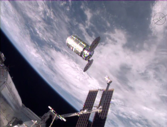 Private Cygnus Cargo Ship Leaves Space Station to Meet Fiery Doom