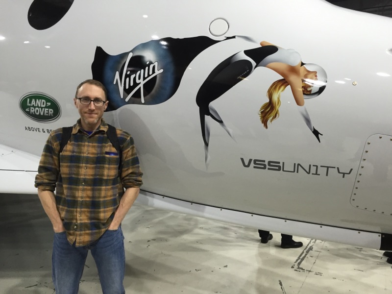 Mike Wall and SpaceShipTwo