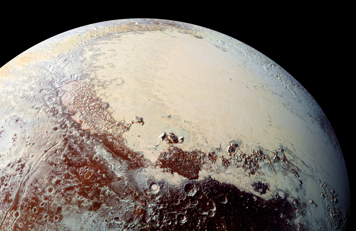 Beautiful, Bewitching Pluto Poses in New Images from New Horizons Probe