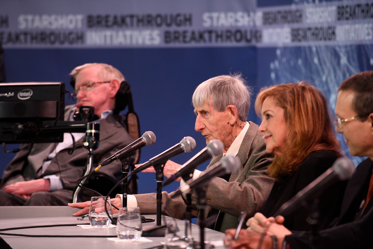 Speakers at Breakthrough Starshot Press Conference