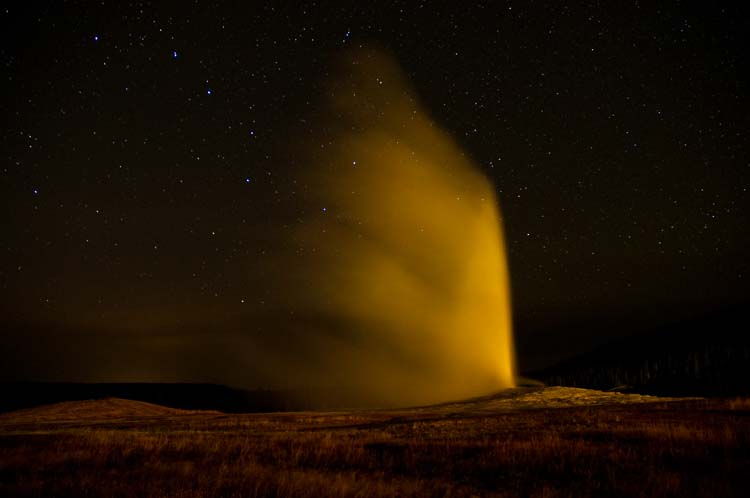 Skywatching Battle Royale: The Big Dipper vs. the Southern Cross