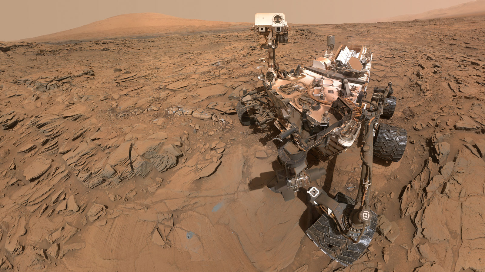 Mars Rover Curiosity in 'Safe Mode' After Glitch