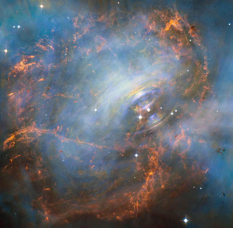 Gorgeous New Hubble Photo Reveals 'Beating Heart' of Crab Nebula 