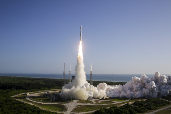 – A United Launch Alliance (ULA) Atlas V rocket carrying the classified NROL-61 satellite lifts off from Space Launch Complex-41 at Cape Canaveral Air Force Station in Florida on July 28, 2016 on mission for the U.S. National Reconnaissance Office.