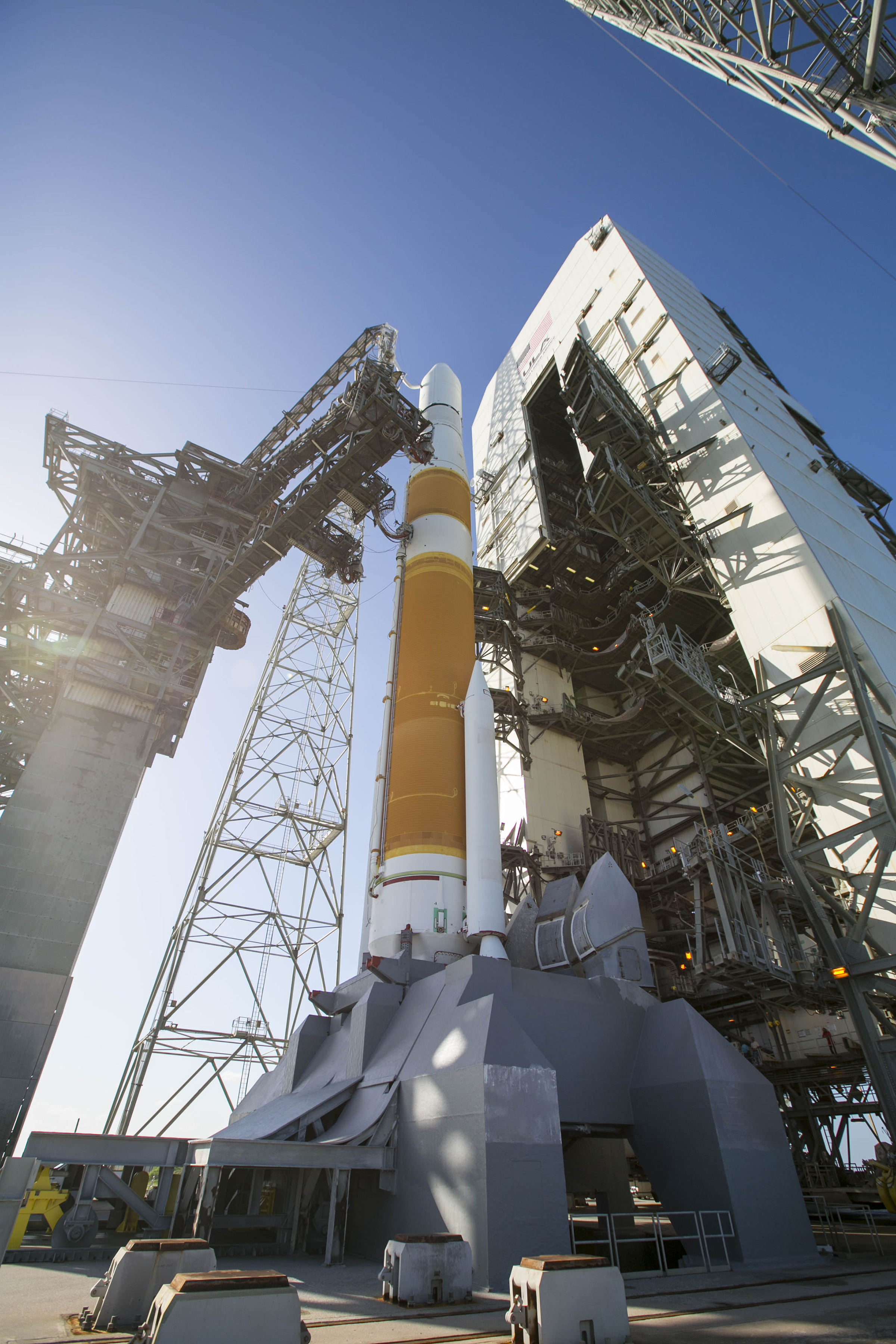 Delta IV Rocket Stands Ready to Launch AFSPC-6